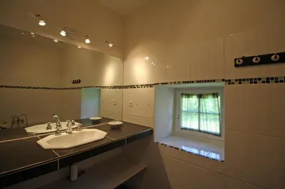 Salle de bains dans l'établissement La metairie