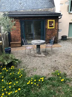 Jardin de l'établissement charme cantalien