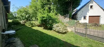 Jardin de l'établissement Gîte des Pommiers