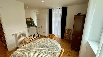 Cuisine ou kitchenette dans l'établissement Le Beau Site 4 Le Mont Dore 6 pers