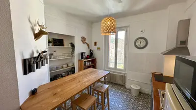 Cuisine ou kitchenette dans l'établissement Le Pan de la Grange, Le Mont-Dore 5pers
