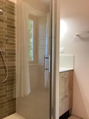 Salle de bains dans l'établissement La Buchille