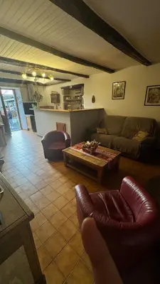 Coin salon dans l'établissement Gîte familial 