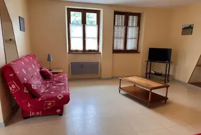 Télévision ou salle de divertissement dans l'établissement La pause d'Albepierre