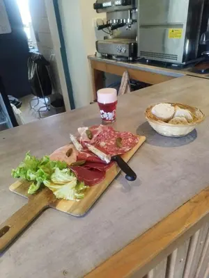 Nourriture dans la maison d'hôtes ou à proximité