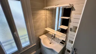 Salle de bains dans l'établissement Les Myrtilles Le Mont Dore 6pers
