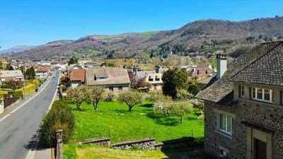 Vue générale sur la montagne ou vue sur la montagne depuis la maison de vacances