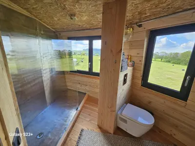 Salle de bains dans l'établissement LOGIS LAS CROZAS Le Mousseron orientable