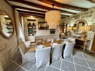 Coin salon dans l'établissement Chateau du Perrier