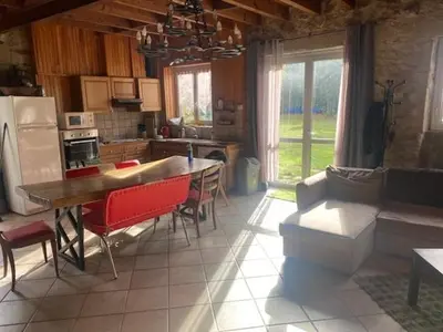 Cuisine ou kitchenette dans l'établissement gite meymac