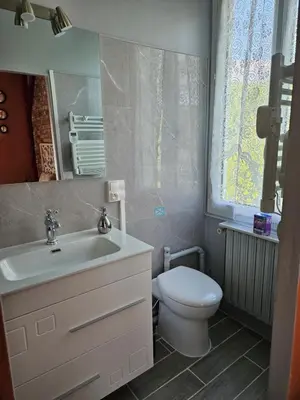 Salle de bains dans l'établissement Chambres hôtes du Pont Lafont