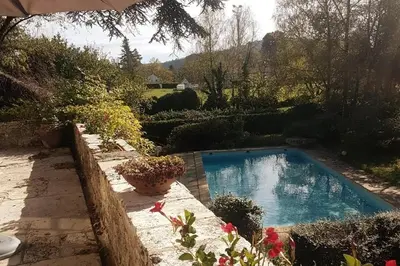Piscine de l'établissement Residence with pool and tennis - Saint Sozy ou située à proximité