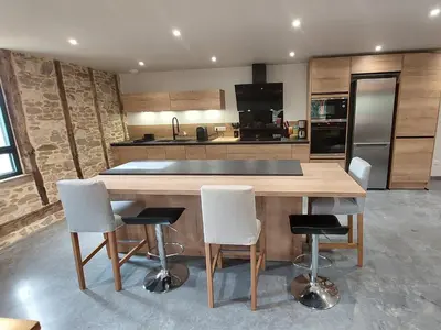 Cuisine ou kitchenette dans l'établissement L'Etable de Boissadel
