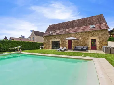 Piscine de l'établissement Belle maison pour 6 - Piscine - Dordogne ou située à proximité