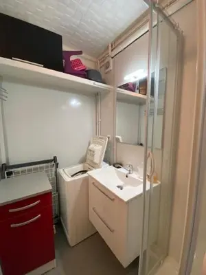 Salle de bains dans l'établissement Studio 2 à 4 personnes avec balcon et parking