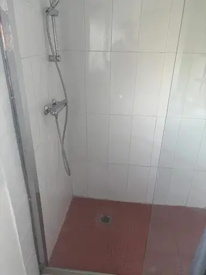 Salle de bains dans l'établissement Appartement confortable avec jardin à Objat, 120 m²