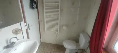 Salle de bains dans l'établissement Appartement Au Cœur du Village