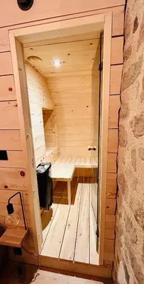 Salle de bains dans l'établissement Maison cosy avec sauna en montagne