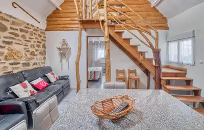 Coin salon dans l'établissement Superbe Maison Piscine Privée