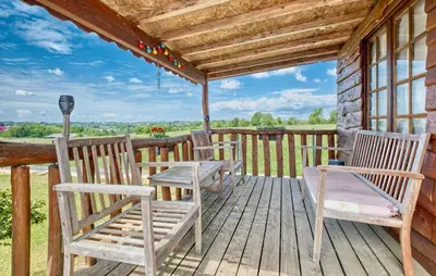 Balcon ou terrasse dans l'établissement Superbe Maison Piscine Privée
