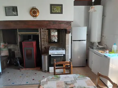 Cuisine ou kitchenette dans l'établissement Maison de campagne