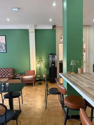 Coin salon dans l'établissement Hôtel de la paix