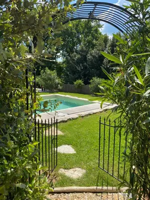 Piscine de l'établissement Le Boudoir de Syssi ou située à proximité