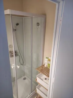 Salle de bains dans l'établissement Villa Lumière