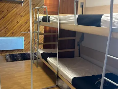 Un ou plusieurs lits superposés dans un hébergement de l'établissement Studio 4 pers au pied des pistes avec garage - FR-1-814-127