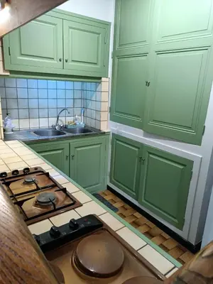 Cuisine ou kitchenette dans l'établissement Villa périgourdine avec piscine