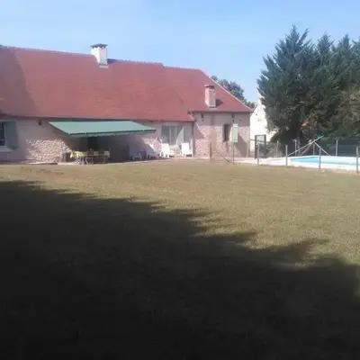 Villa périgourdine avec piscine