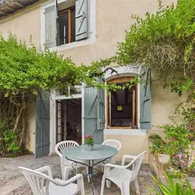 Gite mitoyen - 4 personnes - piscine commune
