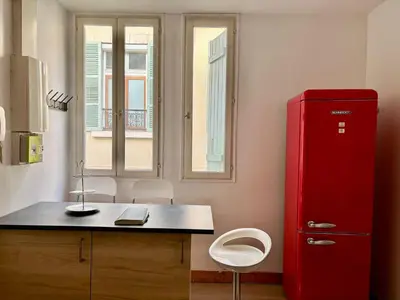 Cuisine ou kitchenette dans l'établissement Le Duplex de la mairie