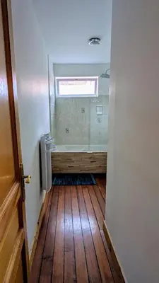 Salle de bains dans l'établissement Le duplex de la mairie
