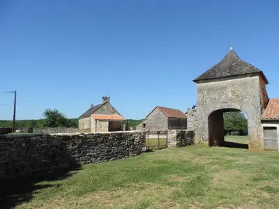 Plan de l'établissement Maison de charme avec Piscine en Périgord