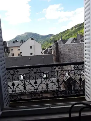 Vue générale sur la montagne ou vue sur la montagne depuis l'appartement