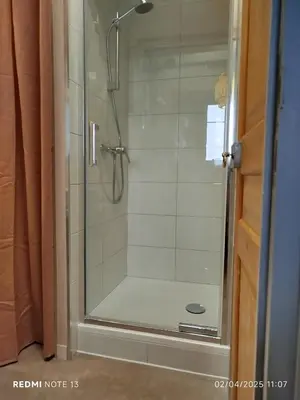 Salle de bains dans l'établissement Le Sarciron 152