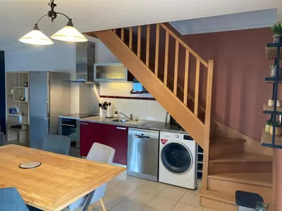 Cuisine ou kitchenette dans l'établissement Gîte L'establou Lissacoise