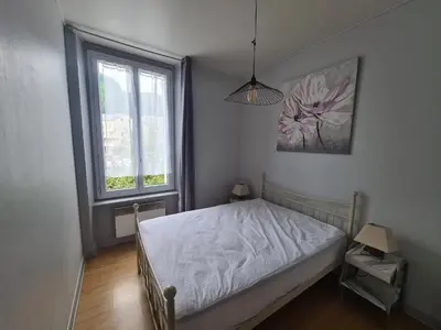 Un ou plusieurs lits dans un hébergement de l'établissement Appartement RDC centre ville