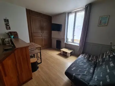 Télévision ou salle de divertissement dans l'établissement Appartement RDC centre ville