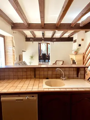 Cuisine ou kitchenette dans l'établissement gite en pleine nature