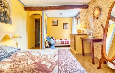 Un ou plusieurs lits dans un hébergement de l'établissement Nice Home In Proissans