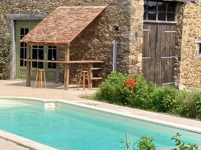Piscine de l'établissement DOMAINE DE LA GANERAIE, exceptional setting ou située à proximité