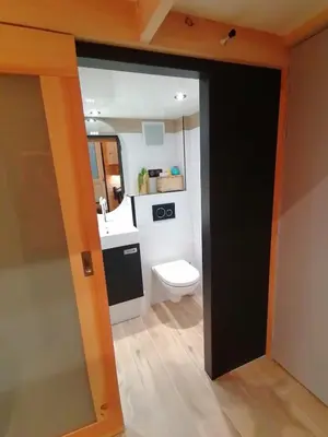 Salle de bains dans l'établissement Petit cocon centre MONT DORE
