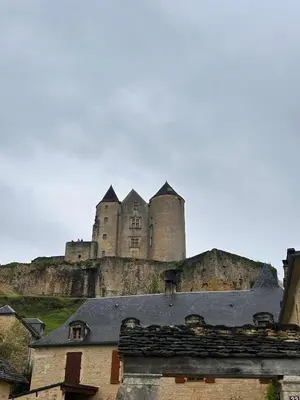 Plan de l'établissement Petite maison au pied du château