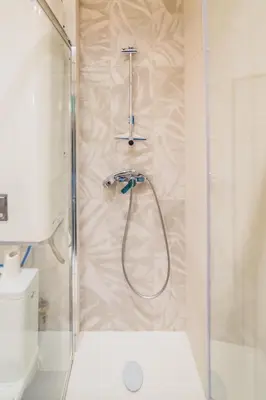 Salle de bains dans l'établissement L'Indigo - 1 Chambre
