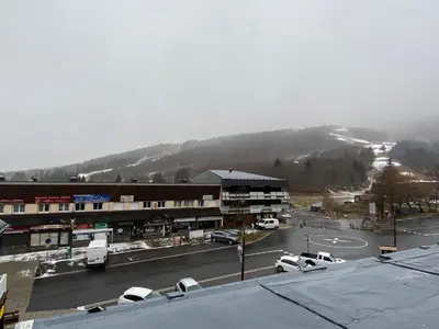 Vue générale sur la montagne ou vue sur la montagne depuis l'appartement