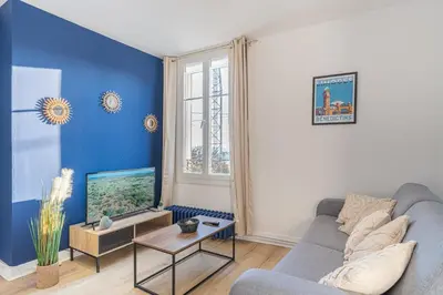 Télévision ou salle de divertissement dans l'établissement Chill & Work - Welc'Home