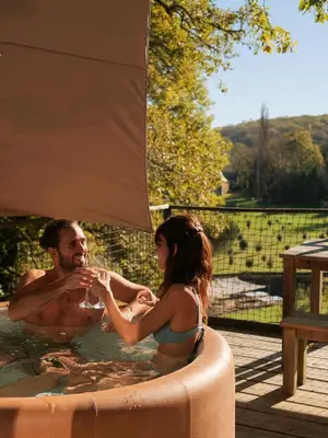 Clients de l'établissement Hébergement insolite en Dordogne