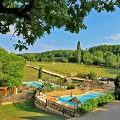 Hébergement insolite en Dordogne